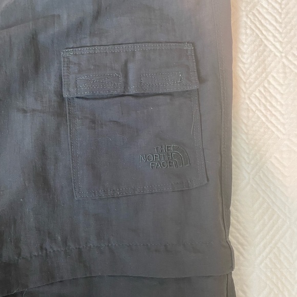 Women’s Paramount Convertible Mid-Rise Pant Size 12 Asphalt Grey - Picture 2 of 6